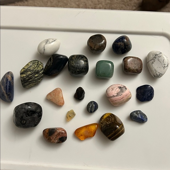 Tumbled Crystal Bundle - Picture 1 of 4